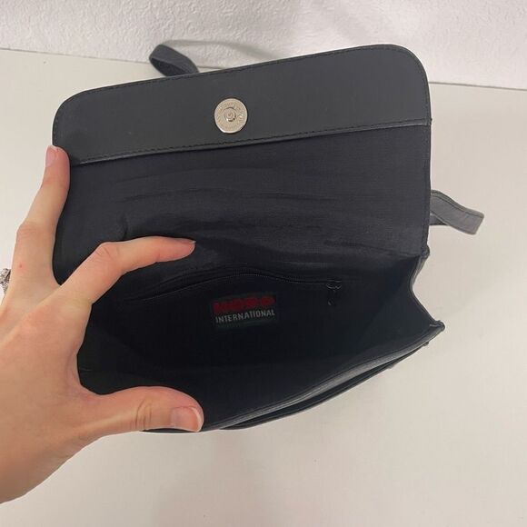 Hobo International Vintage Black Leather Two Side Crossbody Purse - Picture 5 of 8